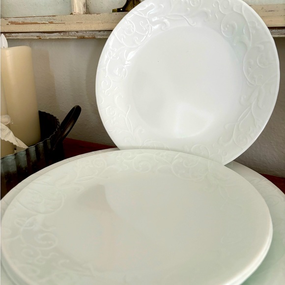 Corelle Bella Faenza White Dinner and Salad Plate Set - Picture 7 of 8